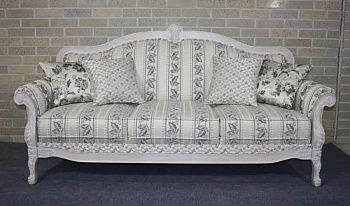 Диван из массива 3-х мест. "Романья" MBG.R3-1  купить в интернет магазине Мебель из массива. Звоните +7 495 961-63-63 Диваны для гостиных из Индонезии