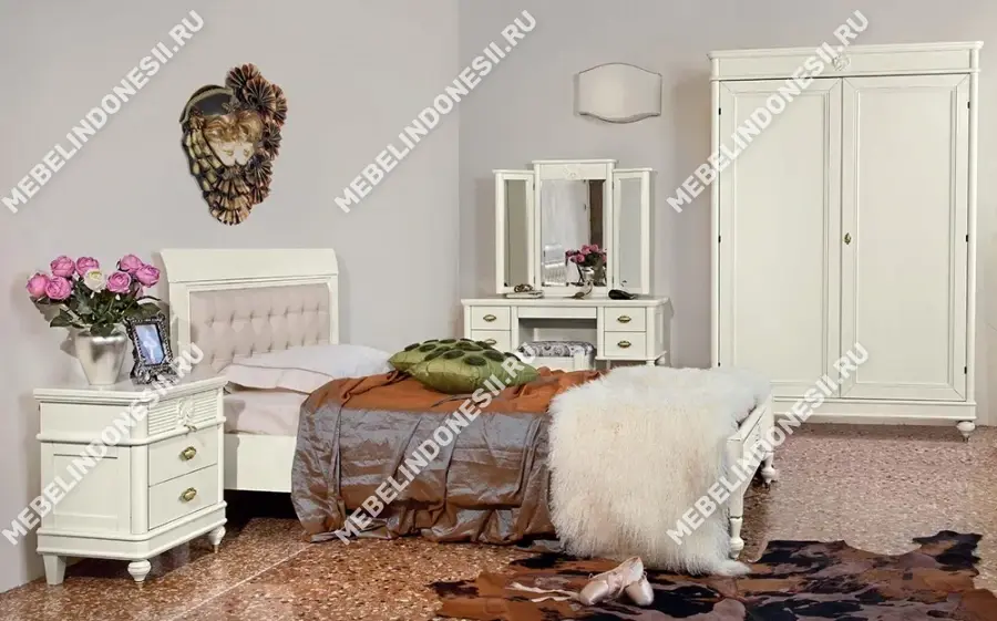 Кровать с мягким изголовьем "Мария Сильва" Орех MS144  купить в интернет магазине Мебель из массива. Звоните +7 495 961-63-63 Кровати из массива дерева